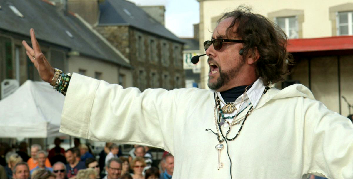 LE MAIRE, LE DRUIDE ET LE TOUBIB