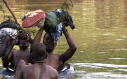 LES DAMNÉS DE LA FRONTIÈRE